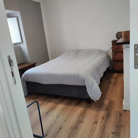 Blue House Apartment *